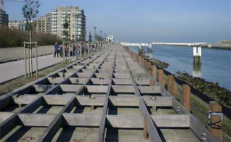 aanleggen van wandel- fietspad