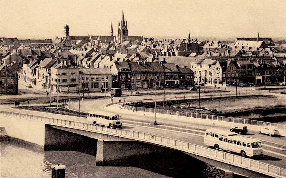 de nieuwe langebrug 1957in gebruik